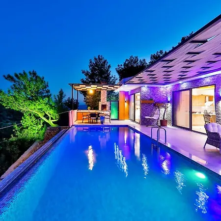 Asal - Kalkan Villa Islamlar (Mediterranean)